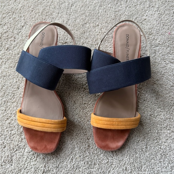 Donald Pliner Colorblock Block Sandals Navy Mustard Suede Slingback Heel size 9 - Picture 2 of 10
